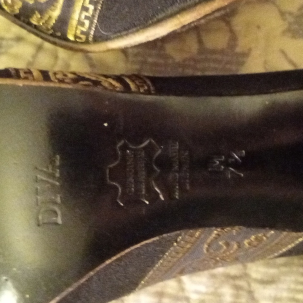 VTG Diva Nadine Levinson Heels - Picture 6 of 6